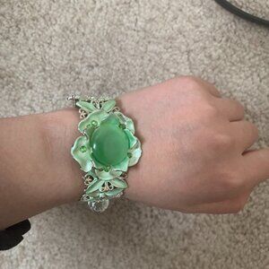 Gorgeous floral design jewelry bracelet/hair bun